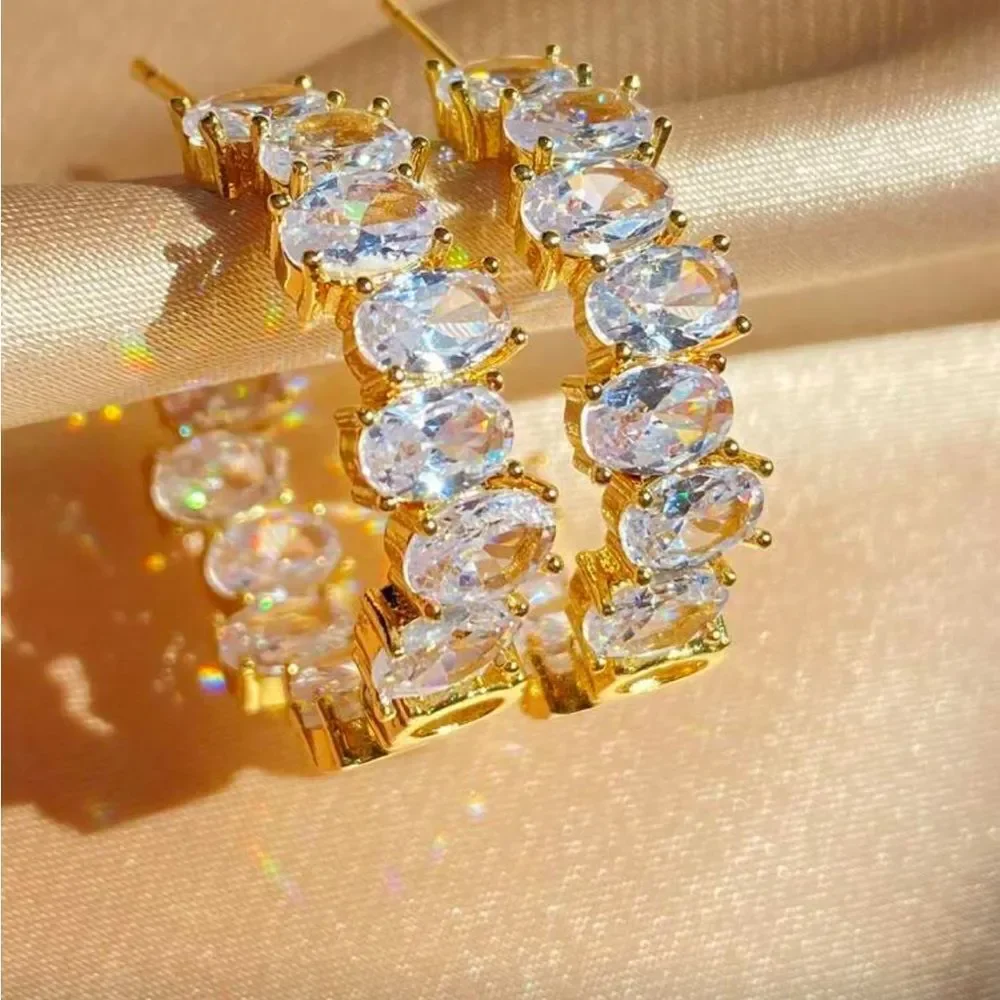 Diamond Hoop Earrings Q550
